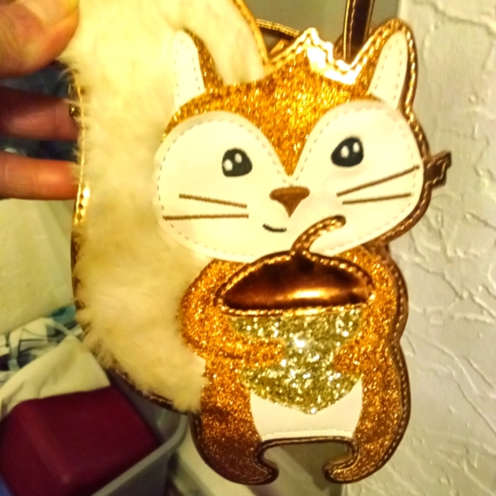 Squirrel shoulder/crossbody bag